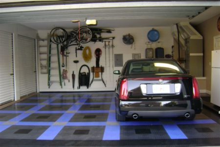 garage store