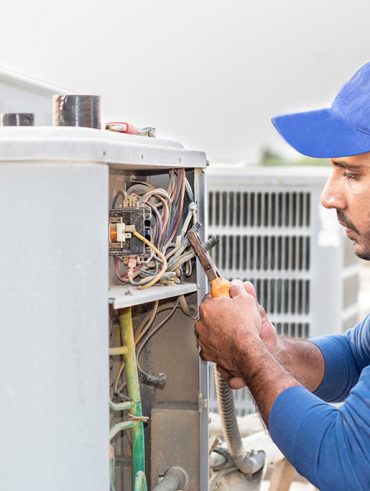 7 Things to Remember When Choosing an Air Conditioner Repair Company Air Conditioning Service in Fort Worth TX 1024x683 1
